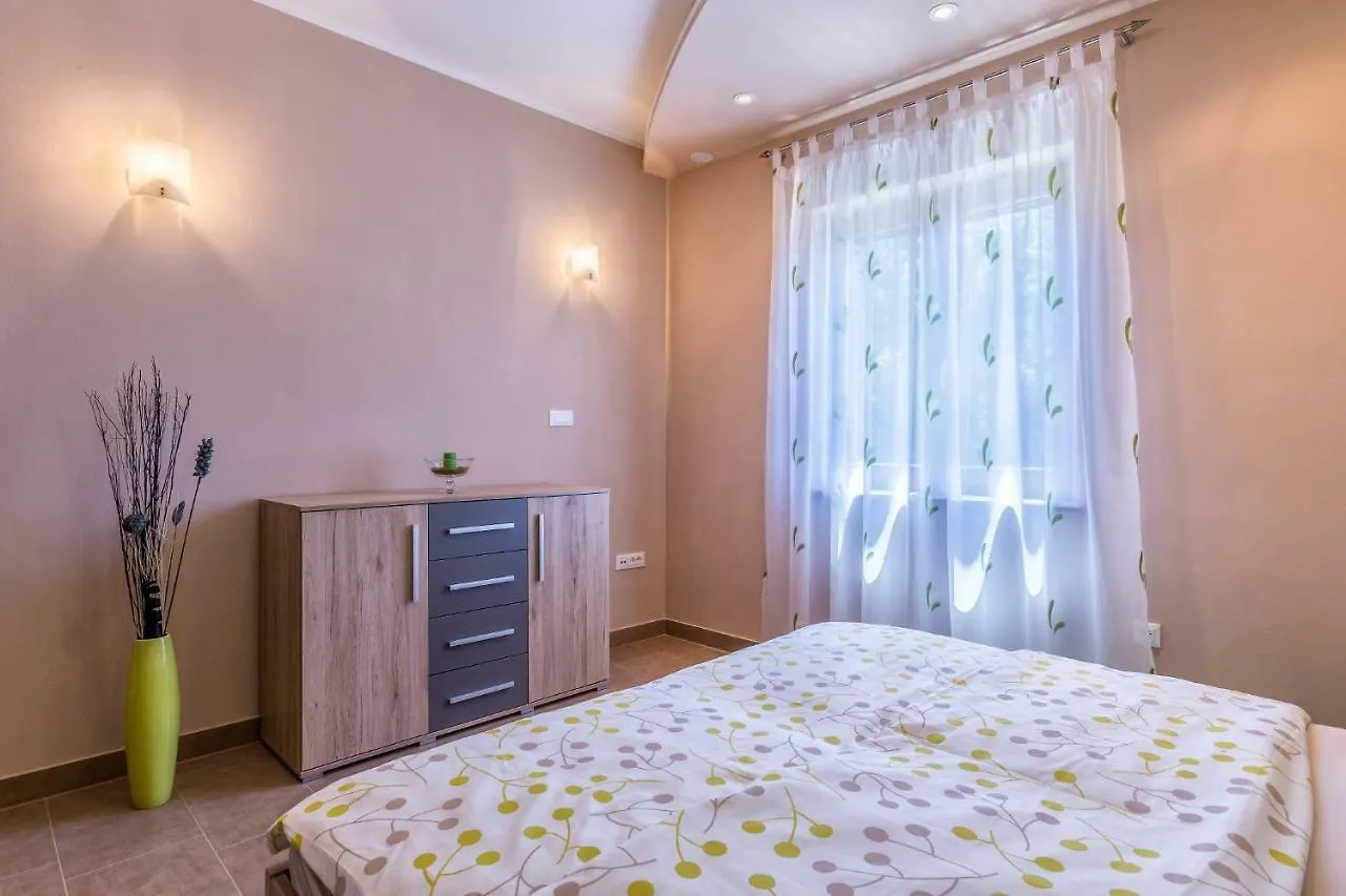 Villa Tara Medulin Croatia