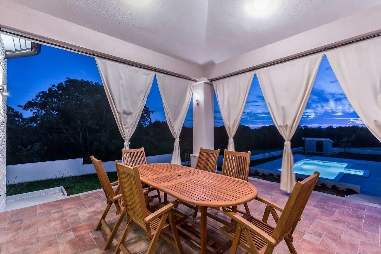 Villa Tara Medulin Croatia